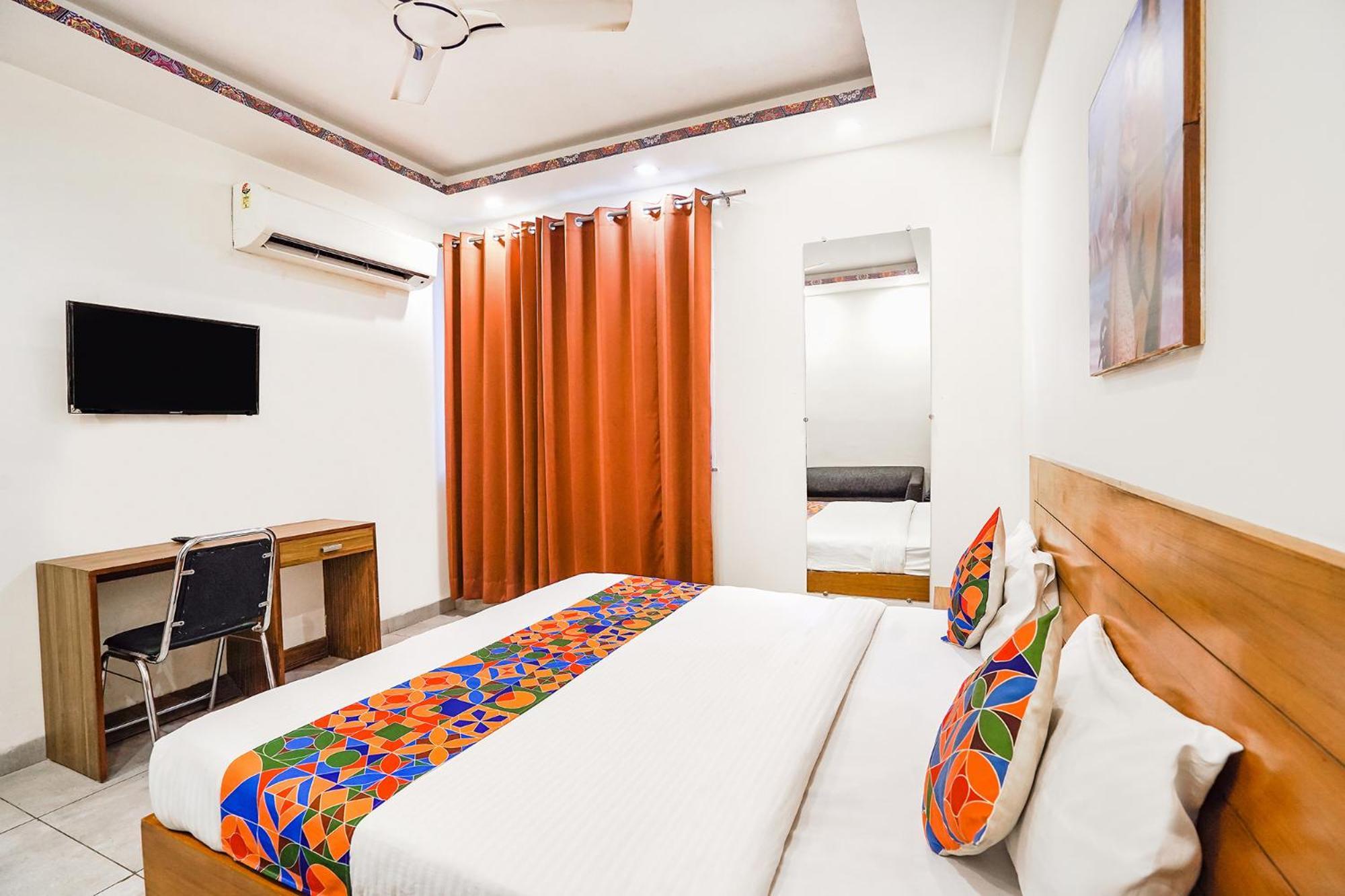 Fabhotel Emoji Stays Gurgaon Esterno foto