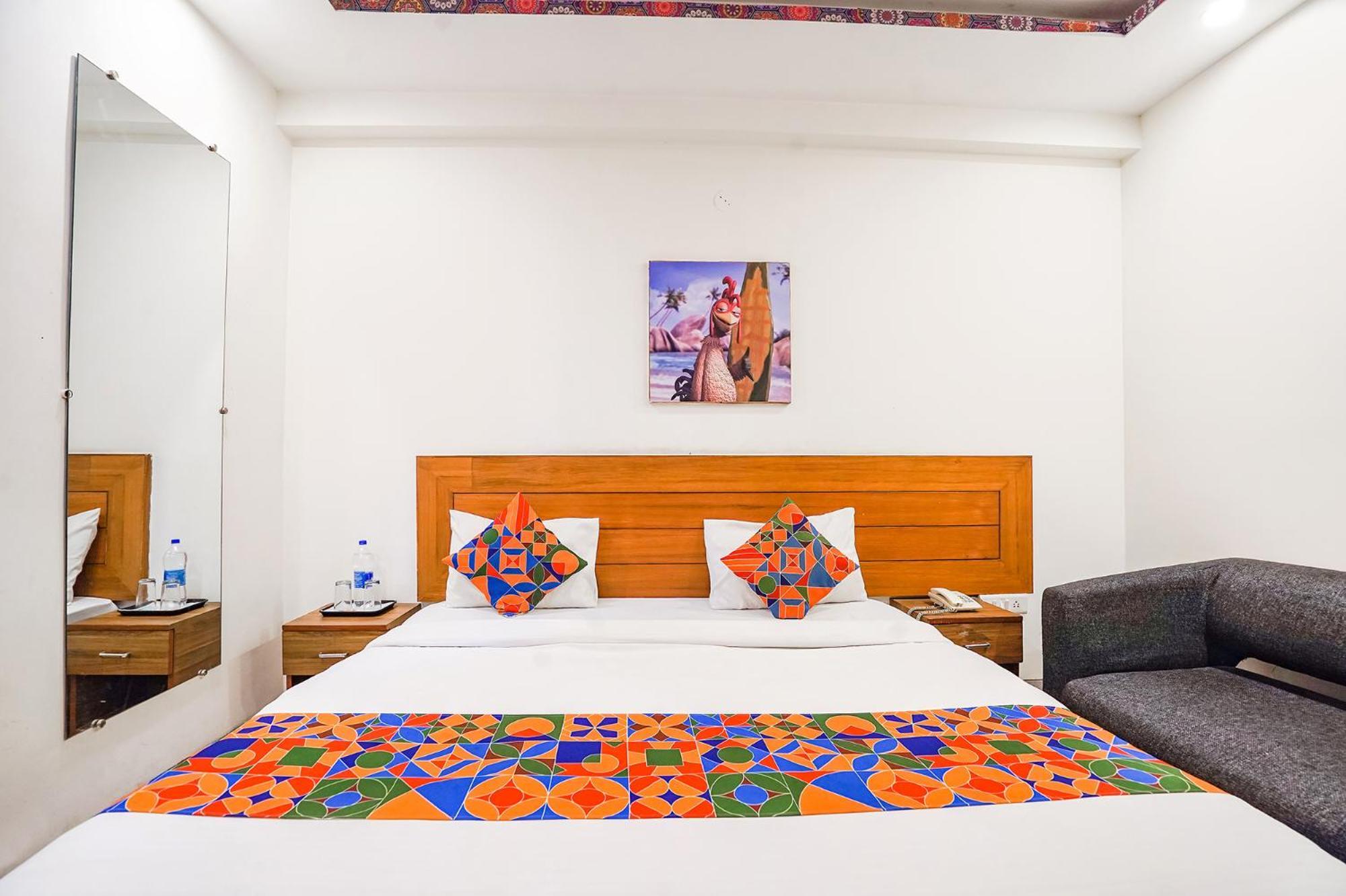 Fabhotel Emoji Stays Gurgaon Esterno foto